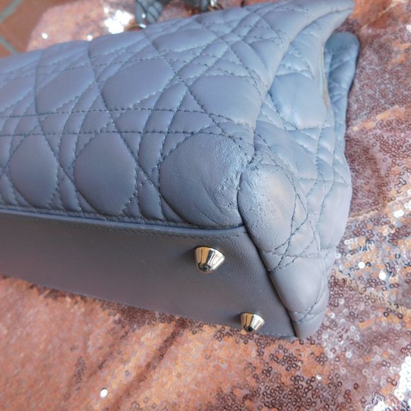 💙Dior Authentic Bag💙 - Picture 17 of 17